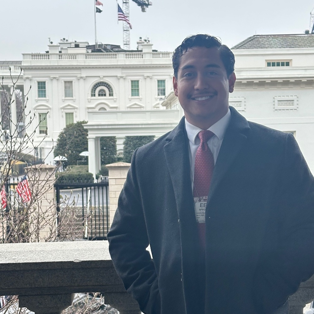 Meet your Posher, Angel